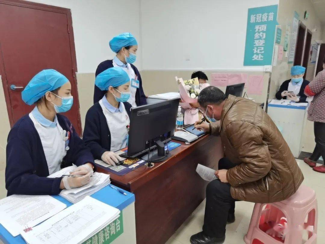 重点人员和重点人口_人口普查人员照片
