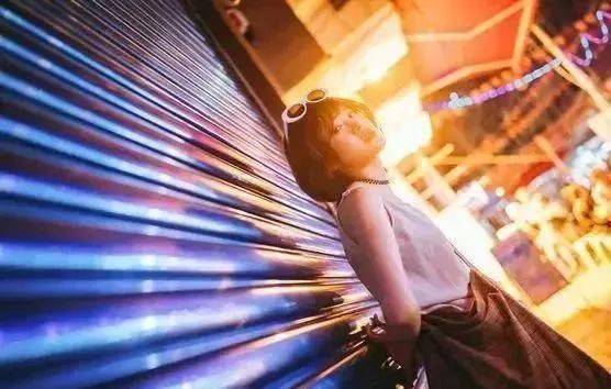 拍照怎么才能不曝光 f930f949cfe44c198a96ea4b520fdb1d.jpeg