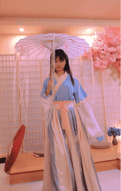 e3ae516af9ac41568cb3af80492a541e.gif