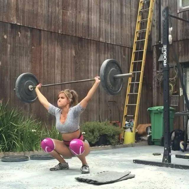 什么叫撸铁图片 be8e9b5c0e1043ab92d89e763487f537.jpeg