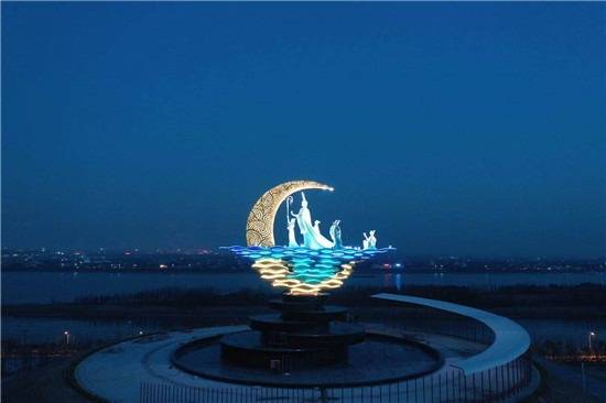 巜湘江女神》雕塑灯光调试完成，长沙又多了一个标志性建筑！