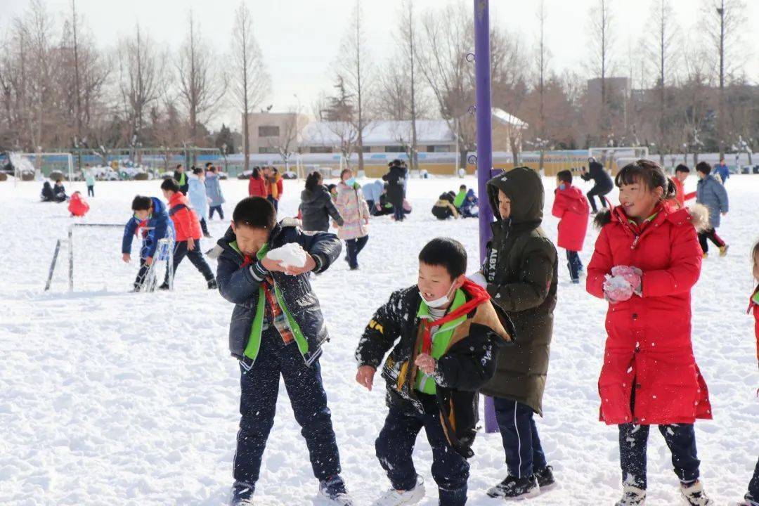 【成长动态】一场关于雪的约会——蜊江小学打雪仗活动纪实