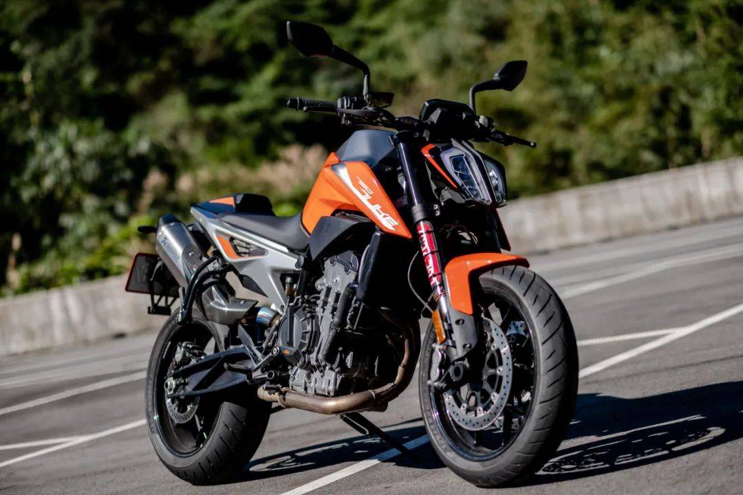 国产ktm790duke春风cf8008新车申报曝光