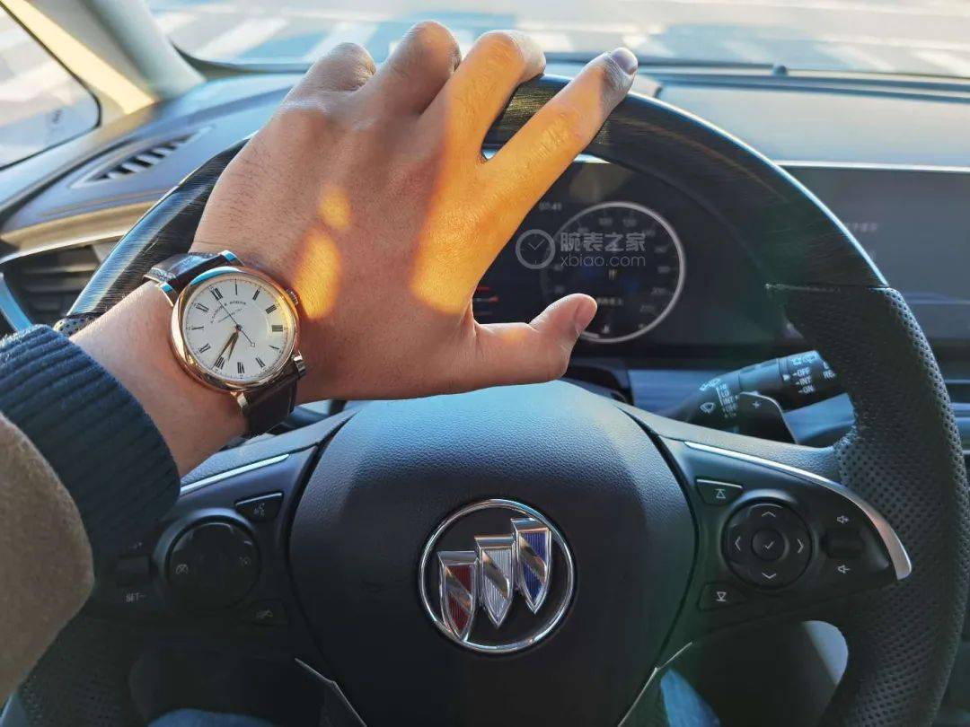 �±��۷� ��������������������ʸ�