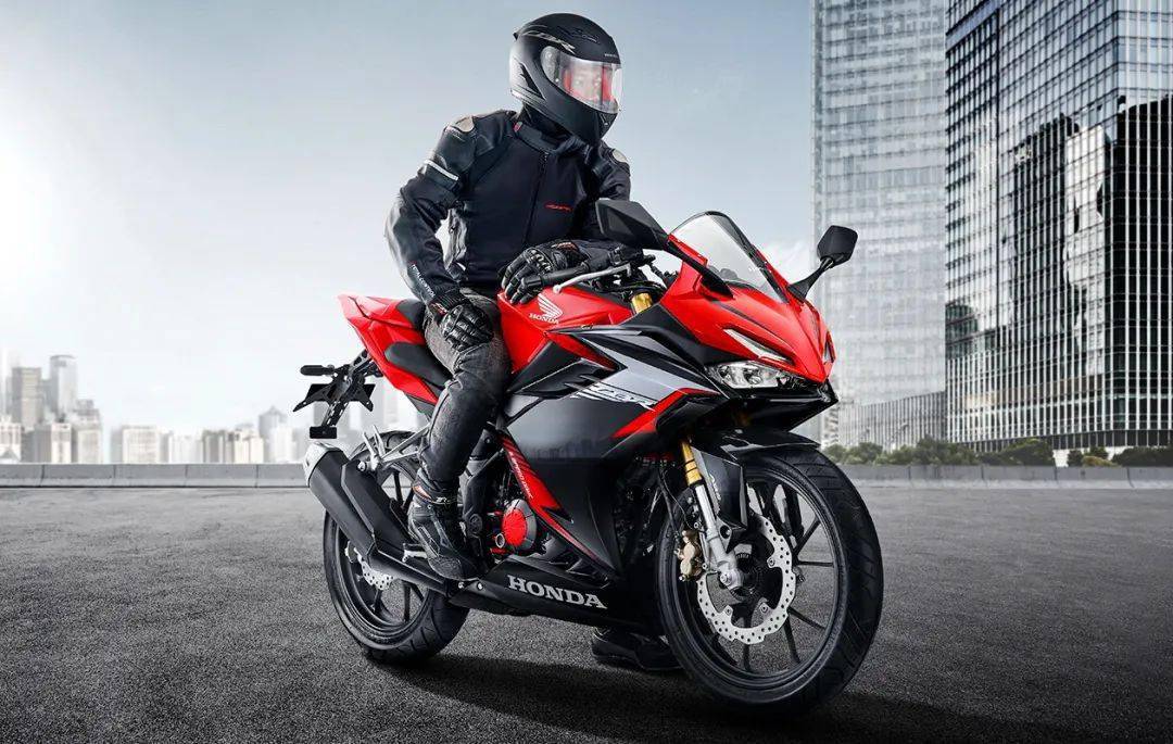 印尼honda 发布新一代 cbr150r