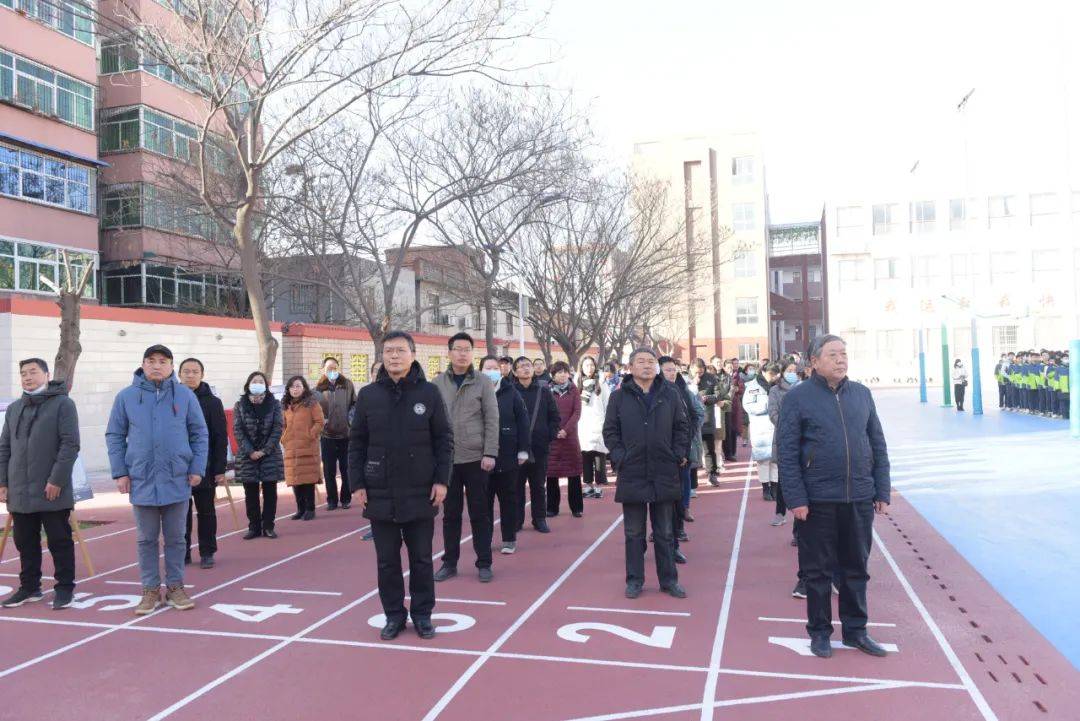 河南师范大学实验中学领导干部上讲台开展思想政治教育活动