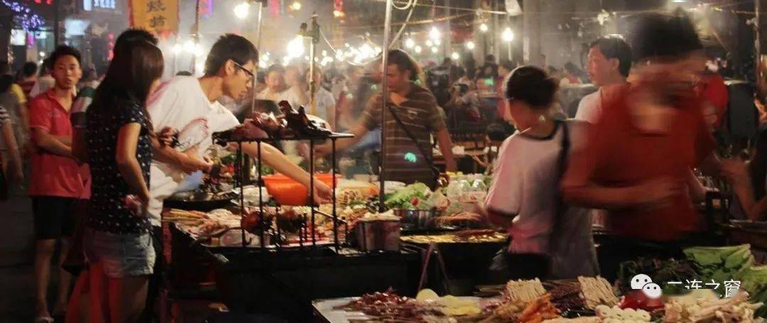 二连某烧烤店六人吃饭喝酒打架四人被判有期徒刑八个月