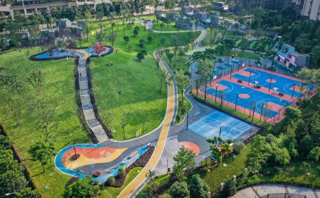人民日报 重庆92个社区体育文化公园免费开放