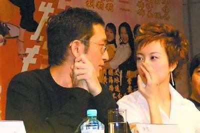 36岁嫁豪门被骂小三45岁被爆感情危机曾经的孔雀公主金巧巧现在怎么样