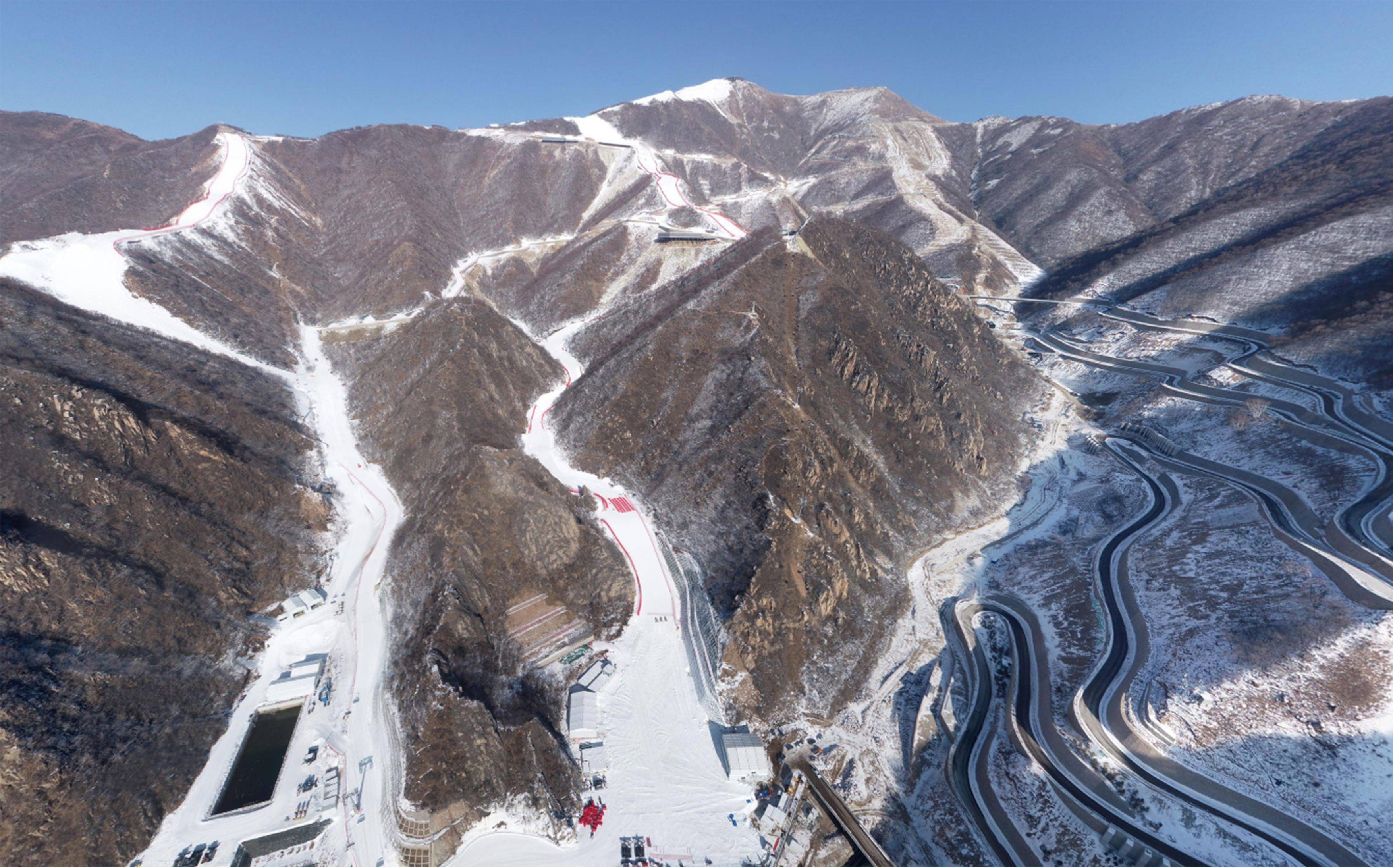 冬奥会倒计时一周年,北京及延庆赛区所有竞赛场馆完成制冰造雪