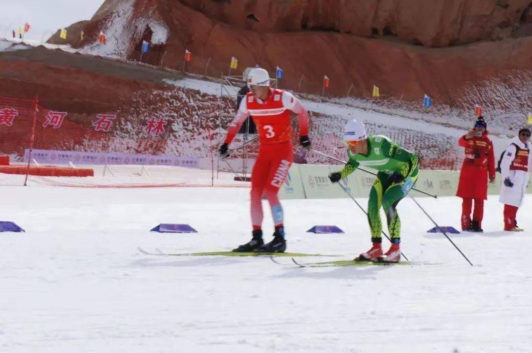 全国越野滑雪冠军赛第六比赛日接力赛精彩上演