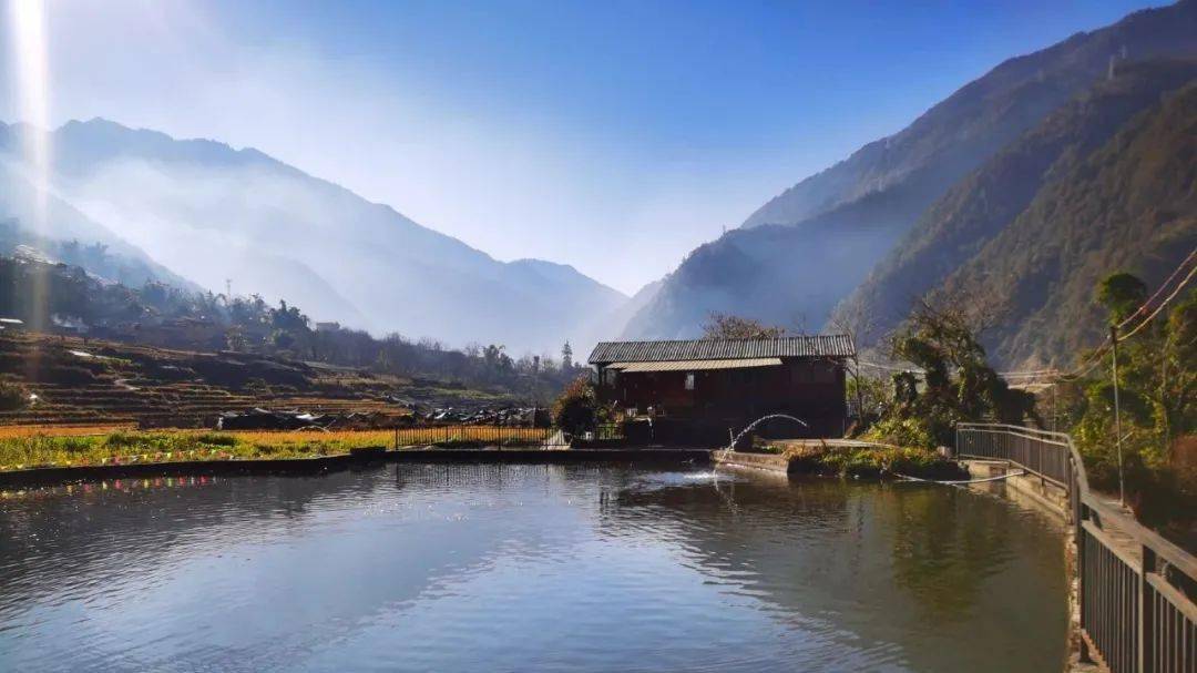 ▼地址:贡山县捧当乡永拉嘎村永拉嘎四组主营项目:餐饮阿妹农家菜农家