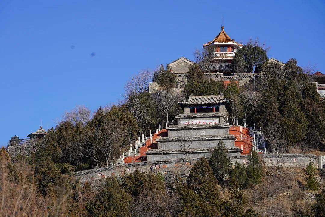 北京海淀百望山祝您旧岁有枝皆硕果新春无树不繁花请查收新年游园指南