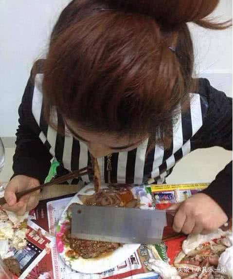 搞笑gif:这样的姑娘,最好不要惹