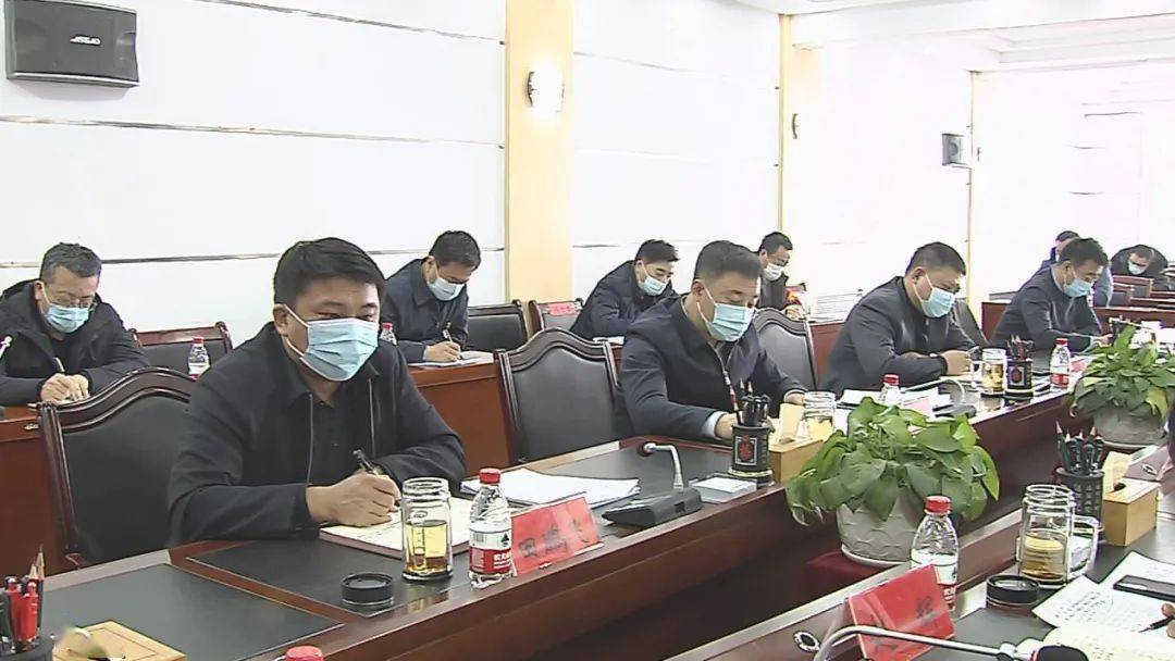 王继武主持召开街道社区建设工作座谈会_肖福凌