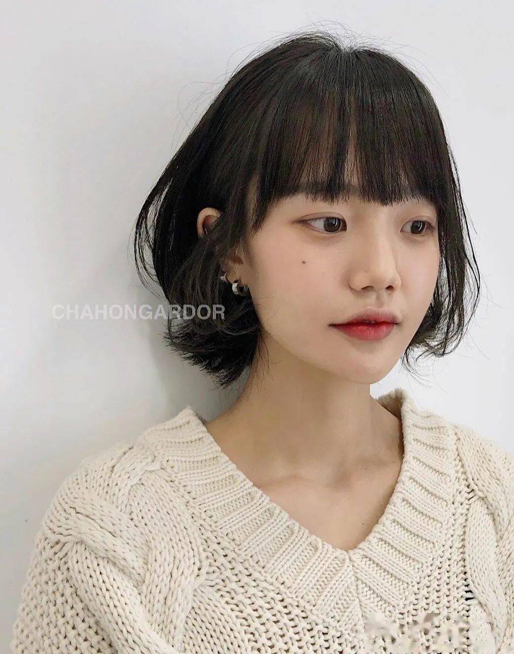 "搭肩锁骨发"谁剪谁绝!