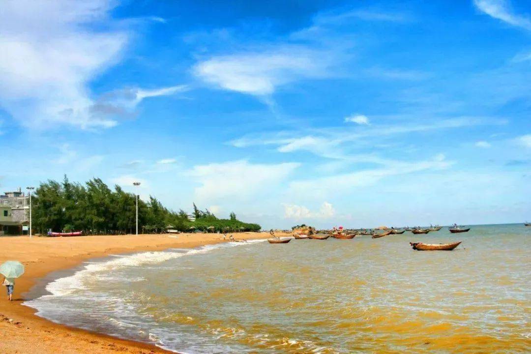 钦州最南部的三娘湾,这片海域不以清澈,浪漫或是网红为亮点,但这里