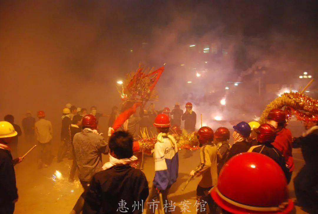 春节习俗 | 惠东盐洲舞火龙