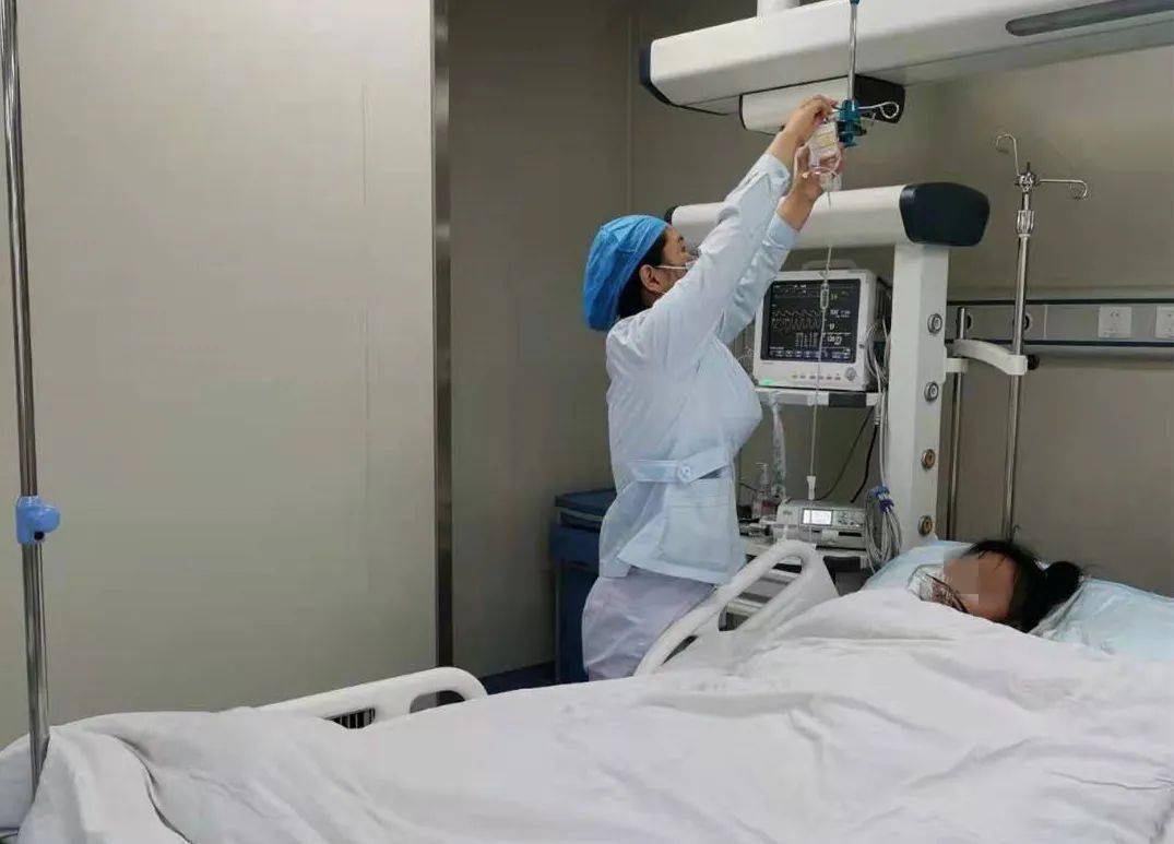 生死时速,一场惊心动魄的抢救在州医院上演!
