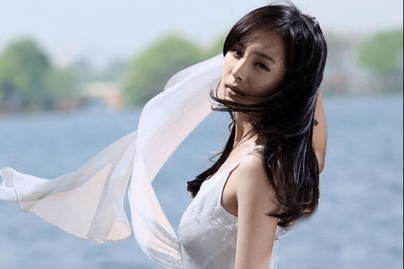 f0c3a5add732441baf8ce70621f2ec16.png