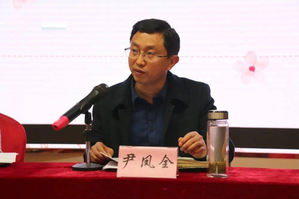 县妇联党组书记,主席谢杨总结2020年工作,安排部署2021年工作