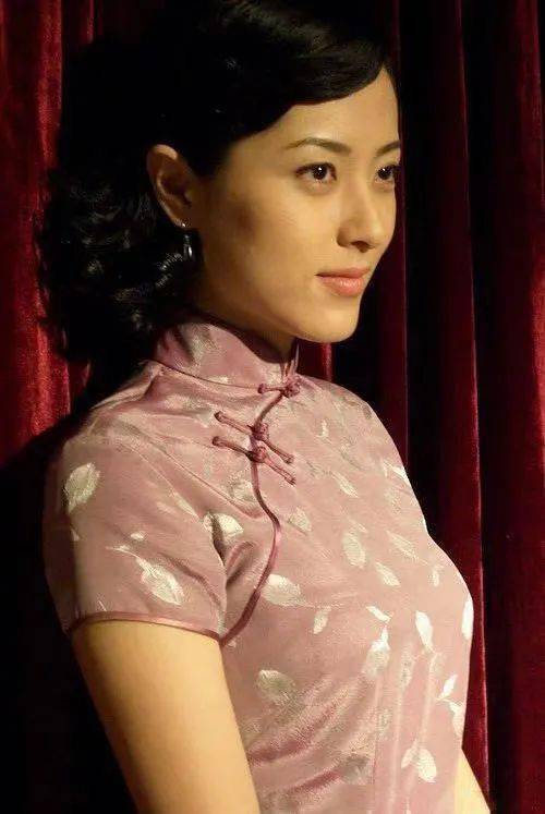 曾黎穿旗袍,到底有多美?