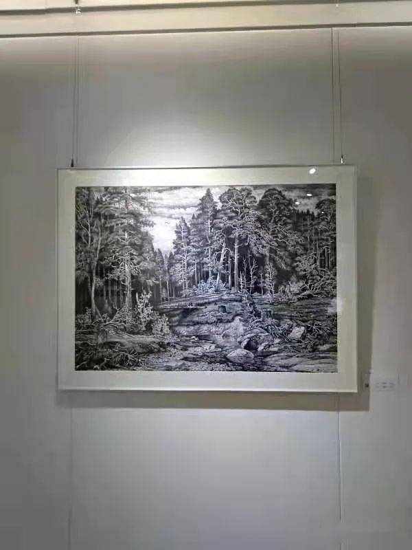 扶风籍画家陈亮中性笔画展在西安高新区美道艺术馆开幕