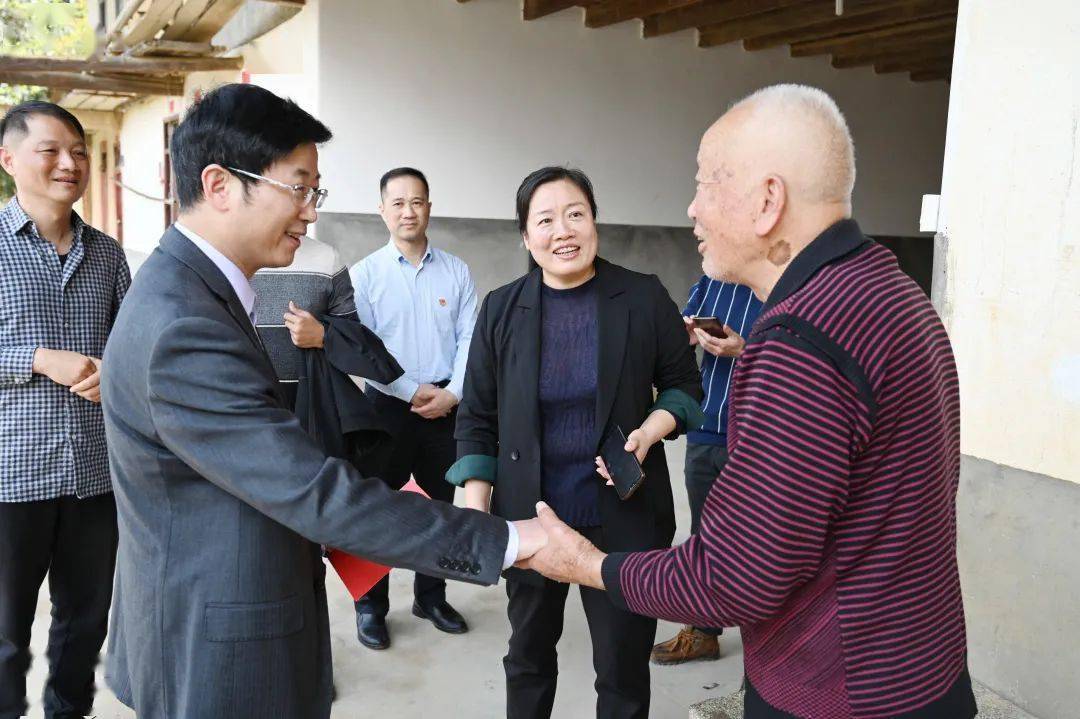 宏琳厝俗称新壶里,座落于福建省福州市闽清县坂东镇新壶村,由新壶里