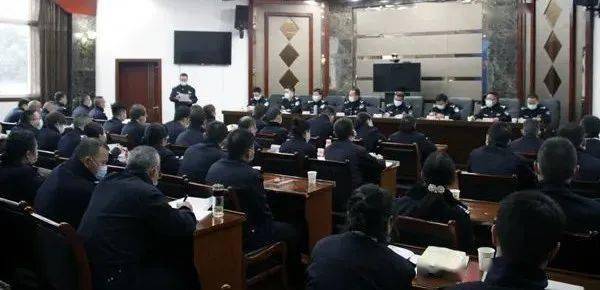 重庆市三合监狱举行党史学习教育赠书送学仪式