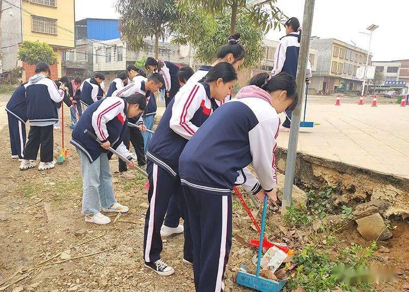 志愿服务文明实践晒晒我的志愿服务活动我县各中小学校师生开展学雷锋