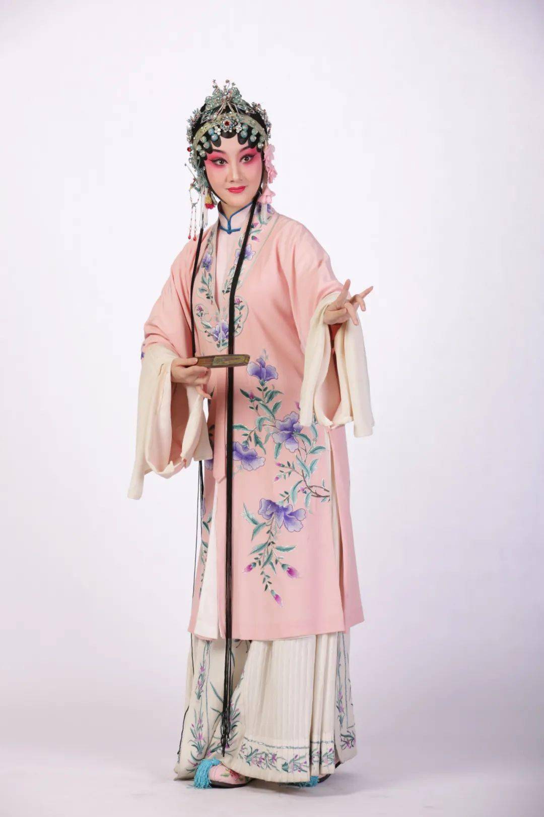 吴怡 饰 杜丽娘