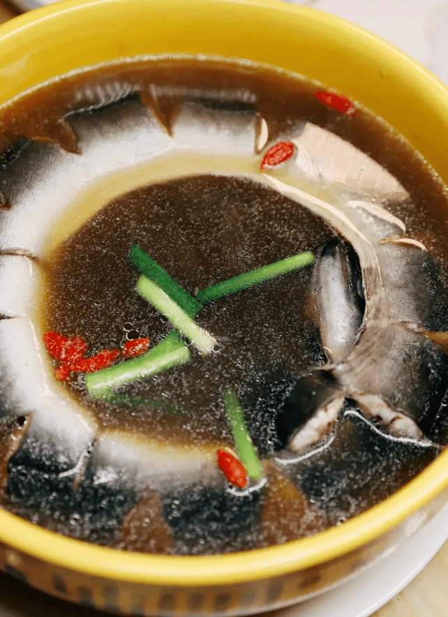 " 酒炖溪滑 "