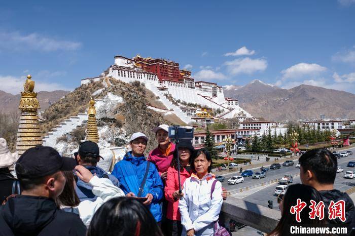 以花为媒 西藏旅游市场"升温"