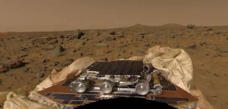 viking 1 1997年,探路者最早传回的影像展示了尚未释放的火星车索杰纳