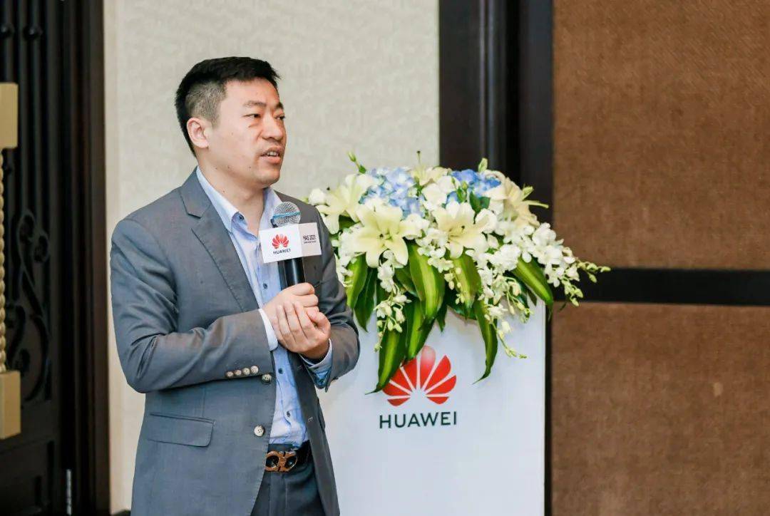 华为数据通信产品线路由器领域总裁陈金助