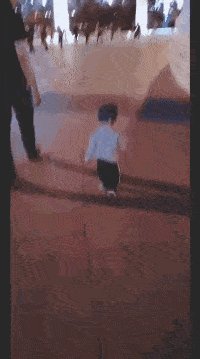 老司机以身试险啊!大叔,你怎么这么聪明呢?