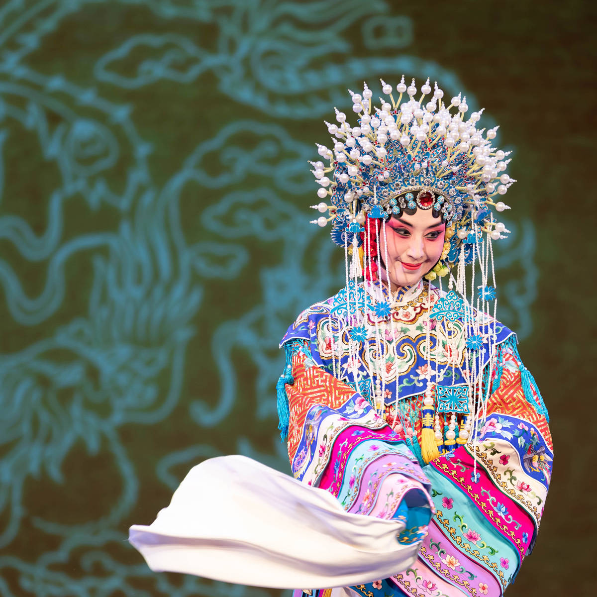 史依弘在《贵妃醉酒》中饰演杨玉环 上海京剧院供图梅先生就很高级