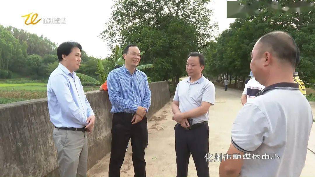 何林国调研督导生活污水净化设施建设,畜禽养殖污染整治和劣v类河流