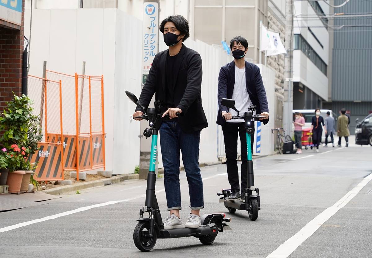 出行工具新选择日本公司推出共享电动滑板车服务