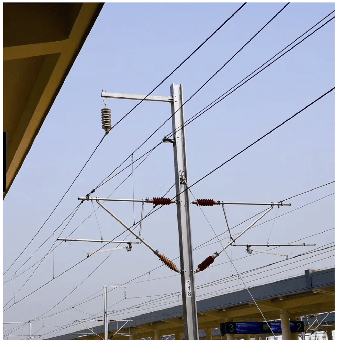 市域快线隧道宜采用架空刚性接触网广州地铁科研人员的选型建议