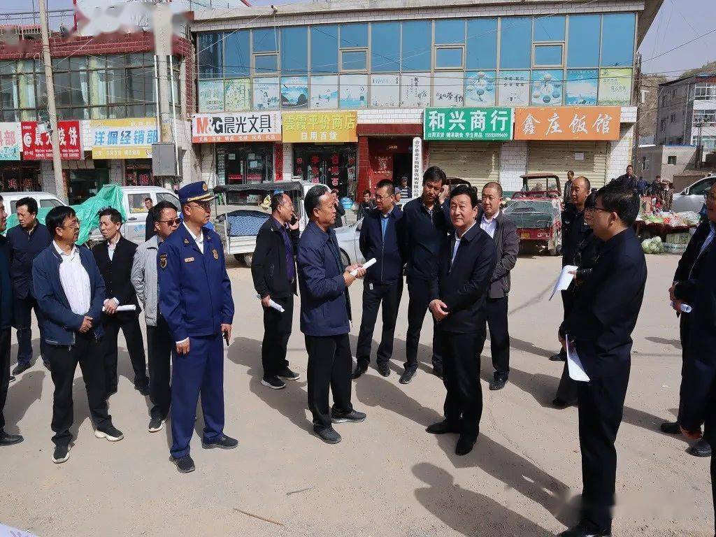 会宁县副县长伏涛带队检查校园及周边消防安全工作