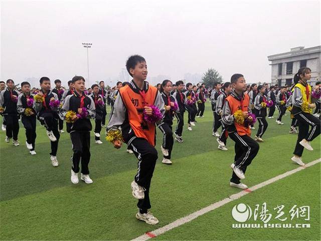 汉滨区江北高级中学举办科技文艺节共庆党的百年华诞