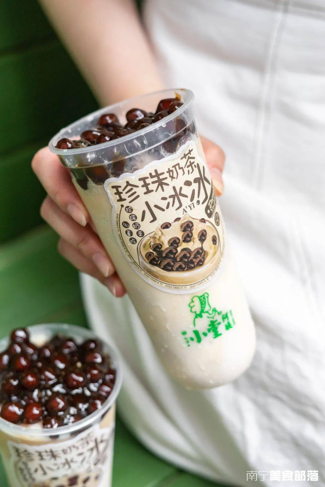 在小堂阿姨,解锁珍珠奶茶舀着吃的体验!