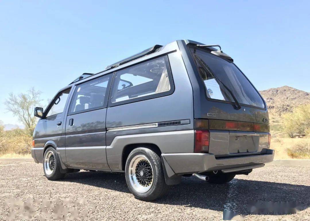 1992款jdm日产 vanette largo super saloon