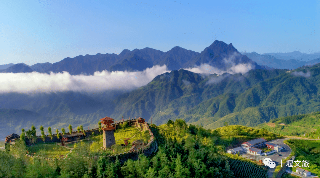 除此之外 十堰众多景区,景点 在520当天为市民 推出了超多 旅游优惠