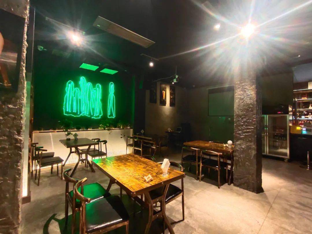 这家宝藏清吧,已成丹阳青年快乐聚集地.