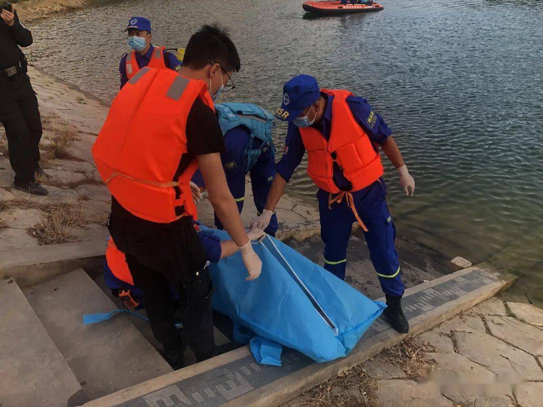 六一儿童节一名15岁男孩在曲靖城边水库溺亡