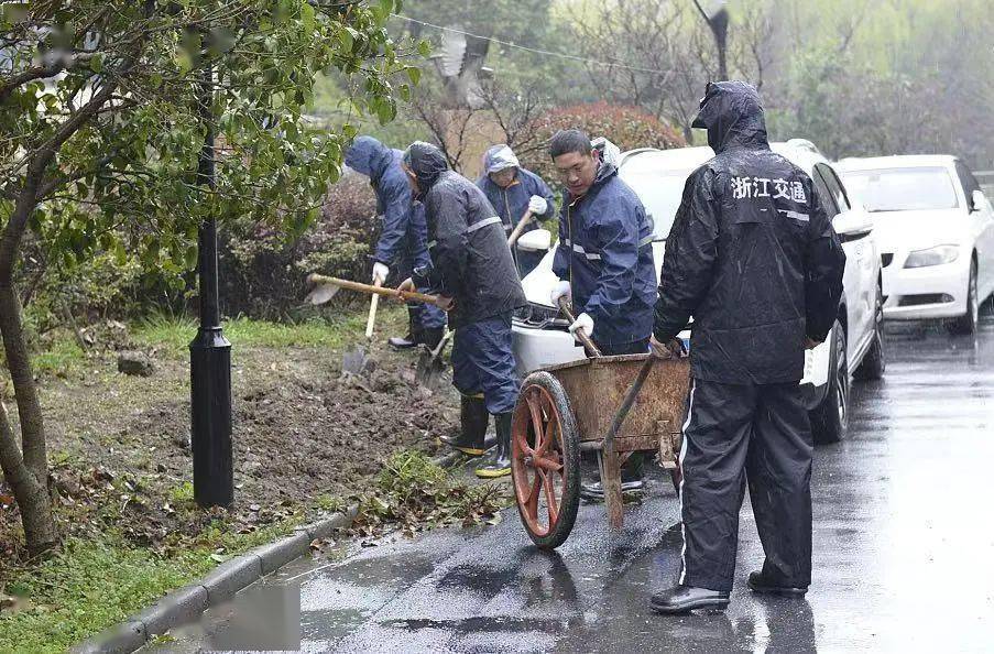 悟思想一人一诺话使命丨闫庆勇穿上军装保家卫国脱下军装为民服务