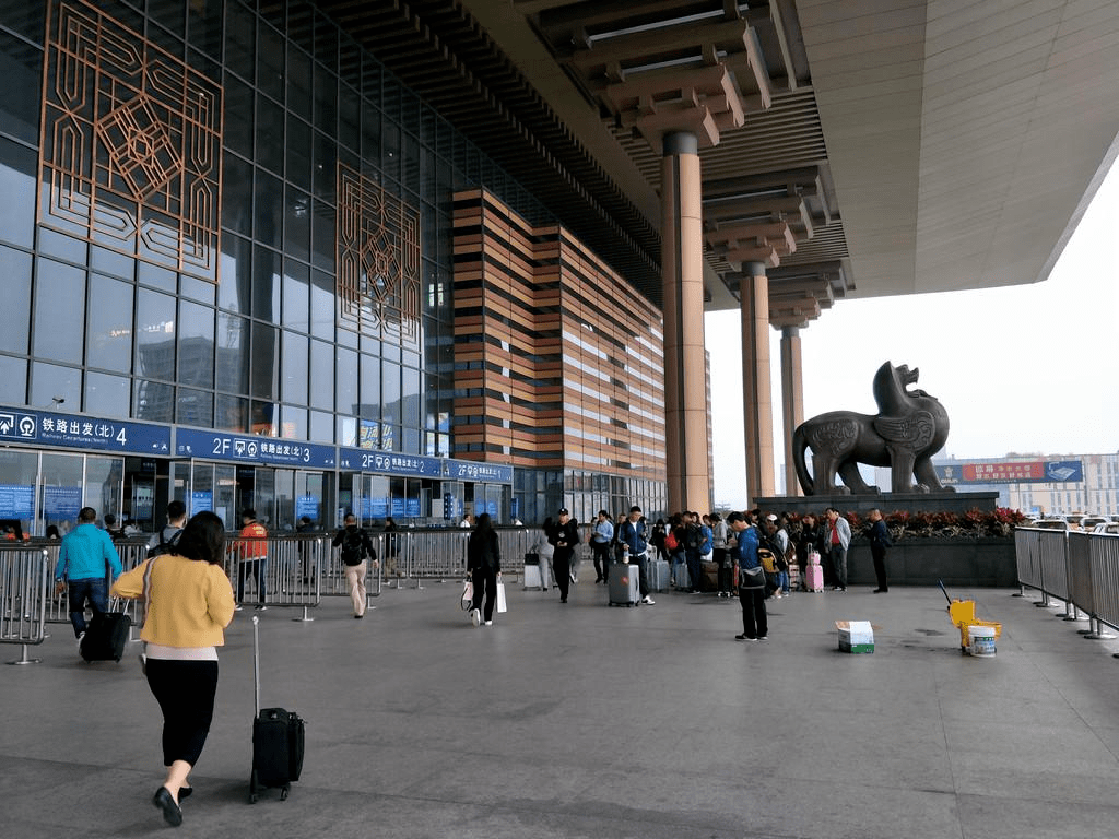 江阴--璜土--南京红山站客运班线