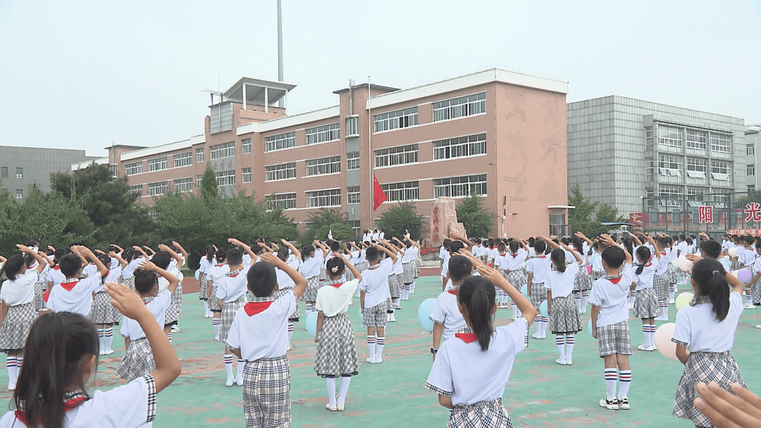 打造"礼德校园 让文明之风滋润孩子健康成长_鲅鱼圈区